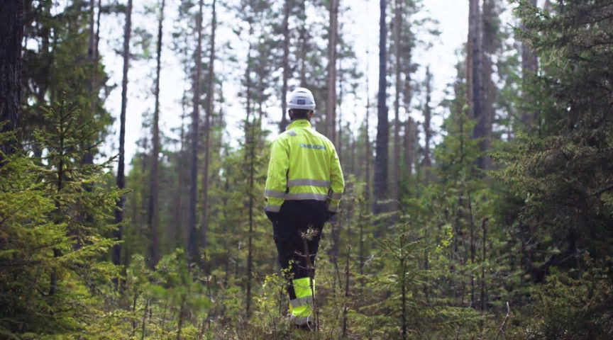 Omexom har vunnit uppdraget att bygga en transformatorstation när Blåbergsliden Vind AB, ägd 100 procent av Holmen, uppför en helt ny vindkraftspark belägen cirka 4 mil väster om Skellefteå.