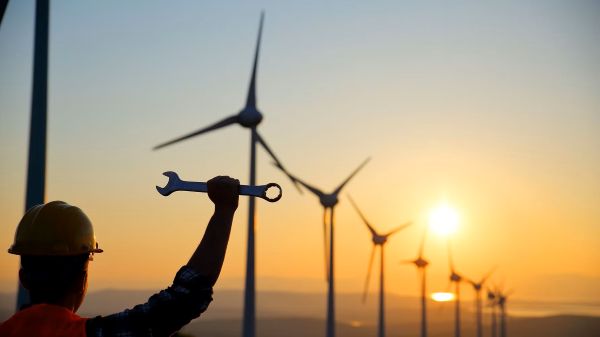 Energis&auml;kerhet &auml;r en av de mest avg&ouml;rande fr&aring;gorna n&auml;r det g&auml;ller att bygga motst&aring;ndskraftiga samh&auml;llen i dag, s&auml;ger Philip Ripman, chef f&ouml;r Solutions-teamet p&aring; Storebrand AM d&auml;r fonden Storebrand Renewable Energy ing&aring;r.