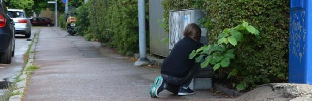 En åttaårig pojke höll på att få livshotande skador när han lekte vid ett elskåp. Bilden har inget med incidenten att göra.