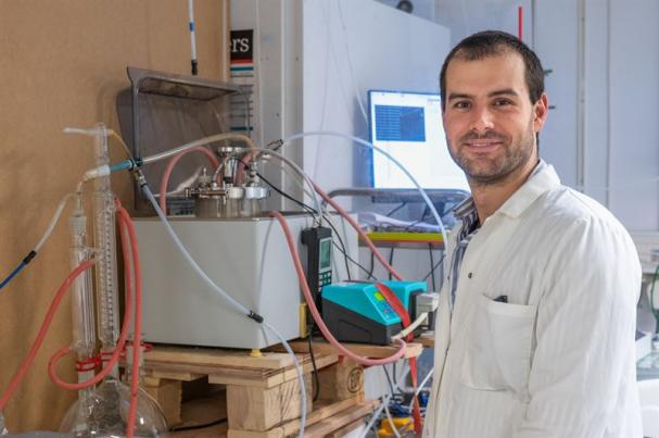 Giacomo Carraro från Linköpings Universitet tilldelades årets stipendium från Gunnar Engströms ABB-stiftelse.