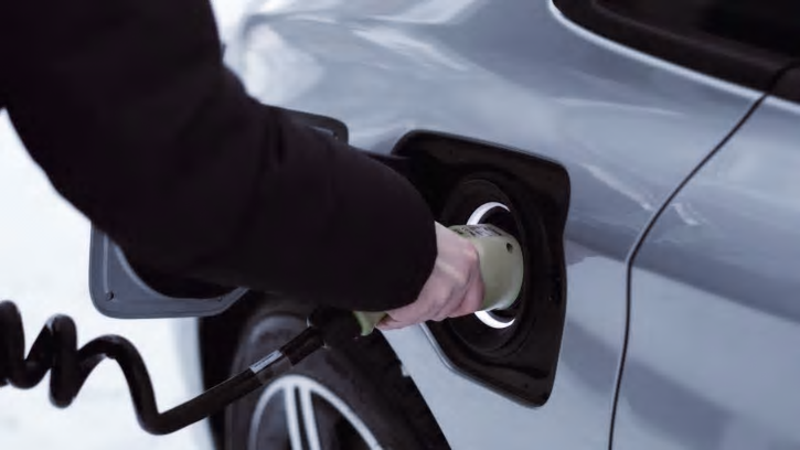 Från den 1 april ingår samtliga av Umeå Energis laddstationer i Västerbotten i Bees nationella laddnätverk.