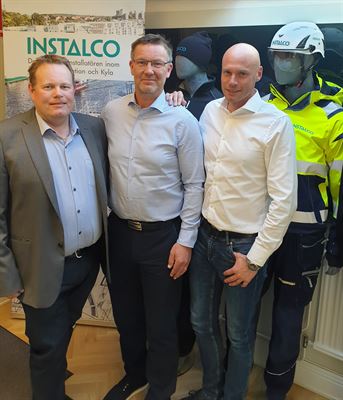 På bilden från vänster: Henrik Ekgren (DALAB), Hans Berglund (Gävle Elbyggnads) och Johan Larsson (Instalco).