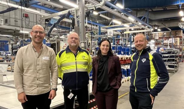 Från vänster: Jimmy Olsson, Account manager HANZA, Magnus Glavmo, CEO Thermia, Veronica Svensson Sales director HANZA, Mathias Axelsson Löfvenholm, Inköpschef Thermia.